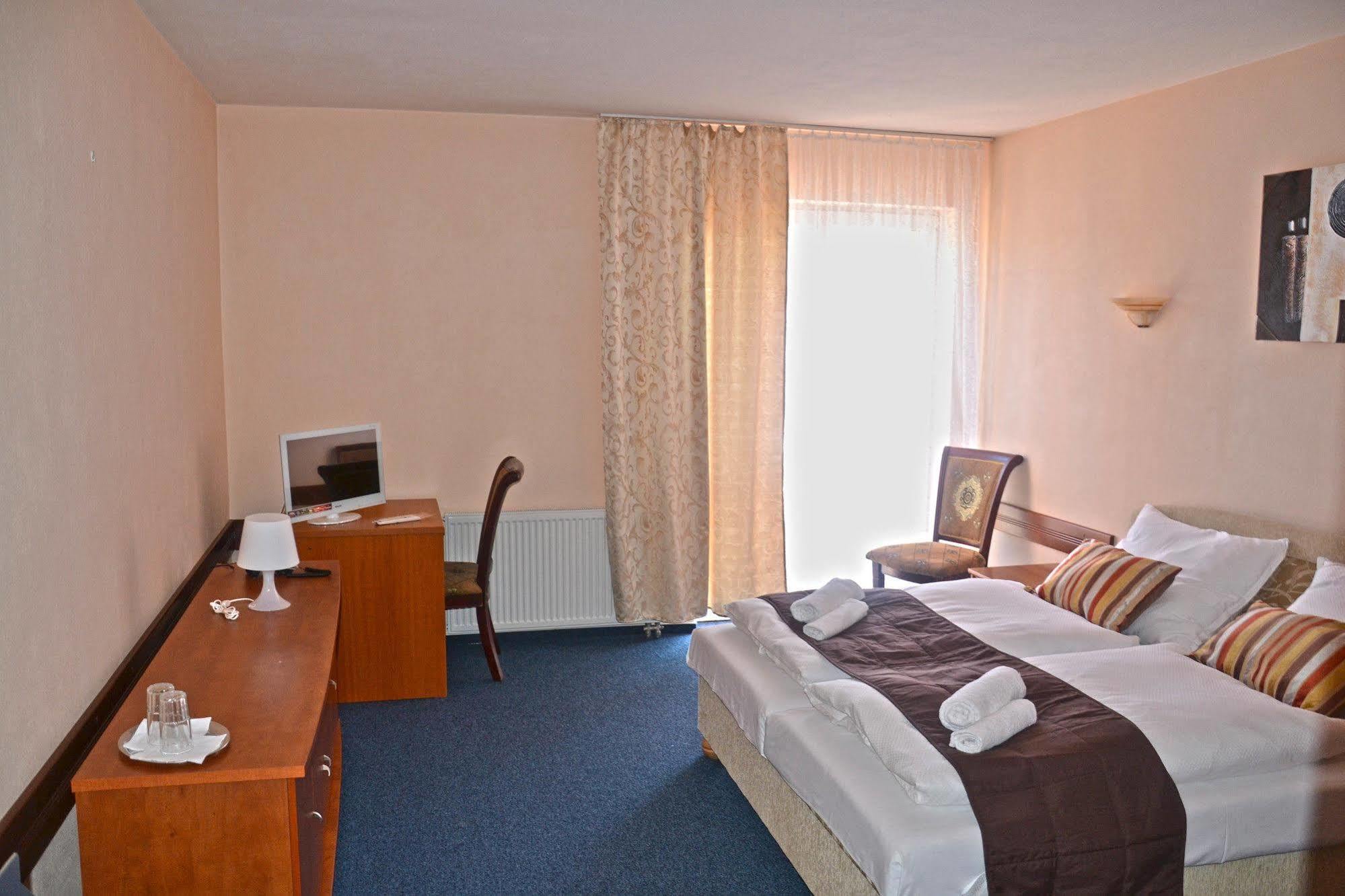 Garni Hotel Tatramonti Πόπραντ Εξωτερικό φωτογραφία